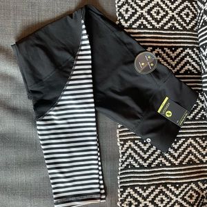 NWT high-waist compression leggings